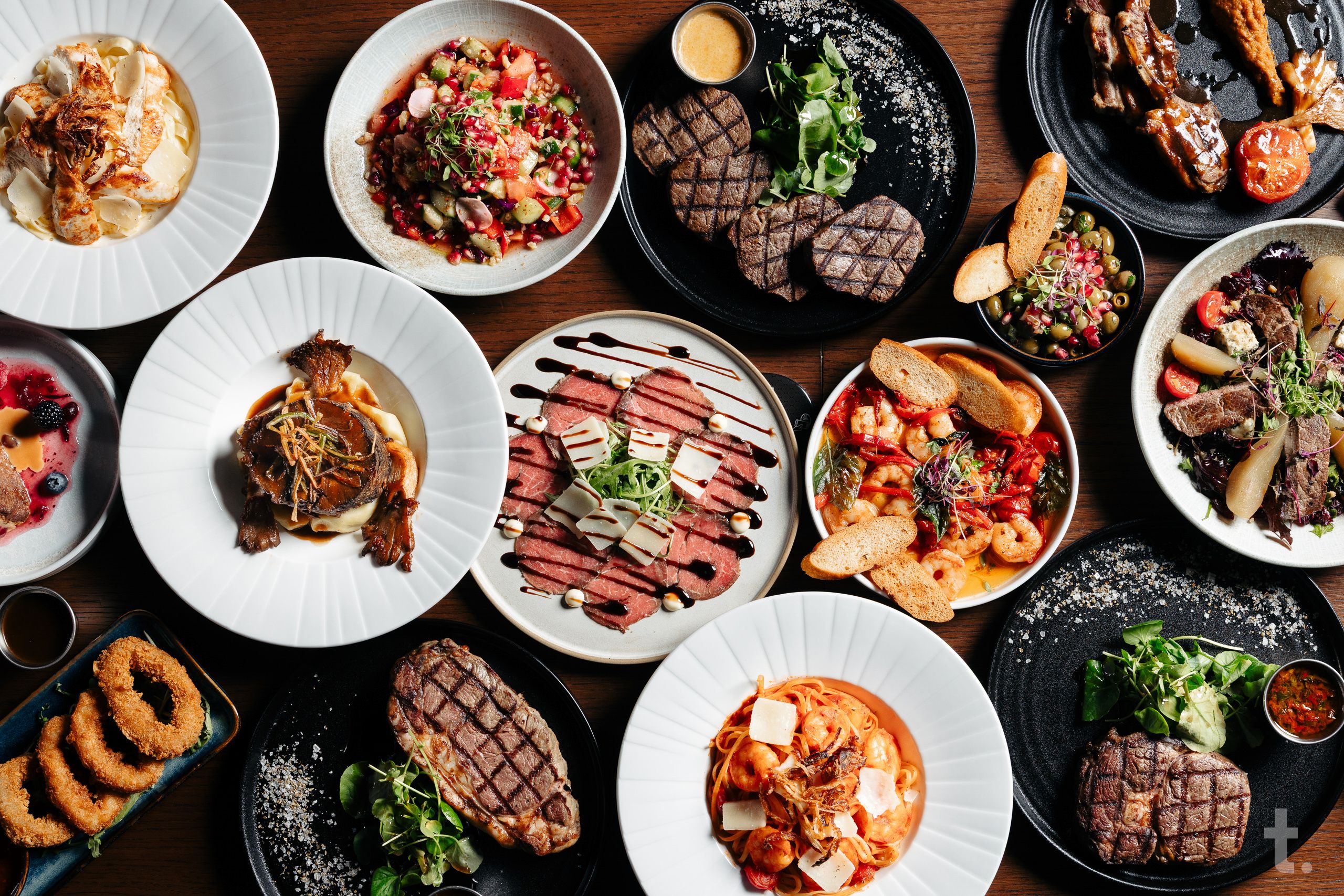 Restaurant photography by TeoPix Creative